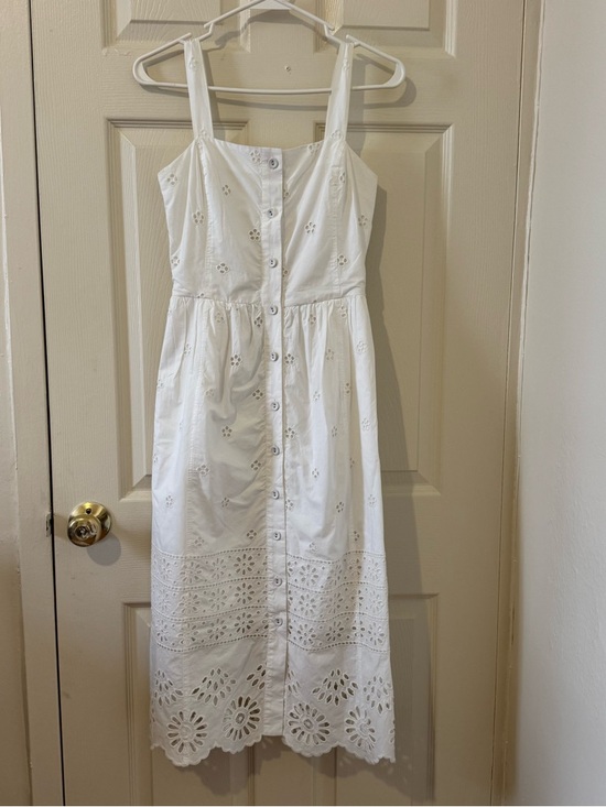 Sea New York Dresses & Skirts - SEA NY White Eyelet Button-Front Sundress Size 0